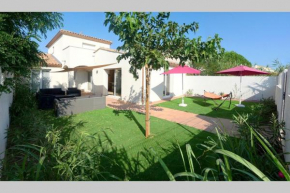 VILLA SECANTO Belle Villa Individuelle avec grand jardin Rochelongue Cap d'Agde